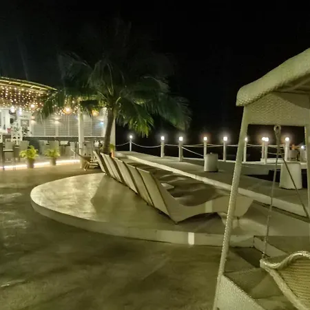 Down South 118 Beach Resort